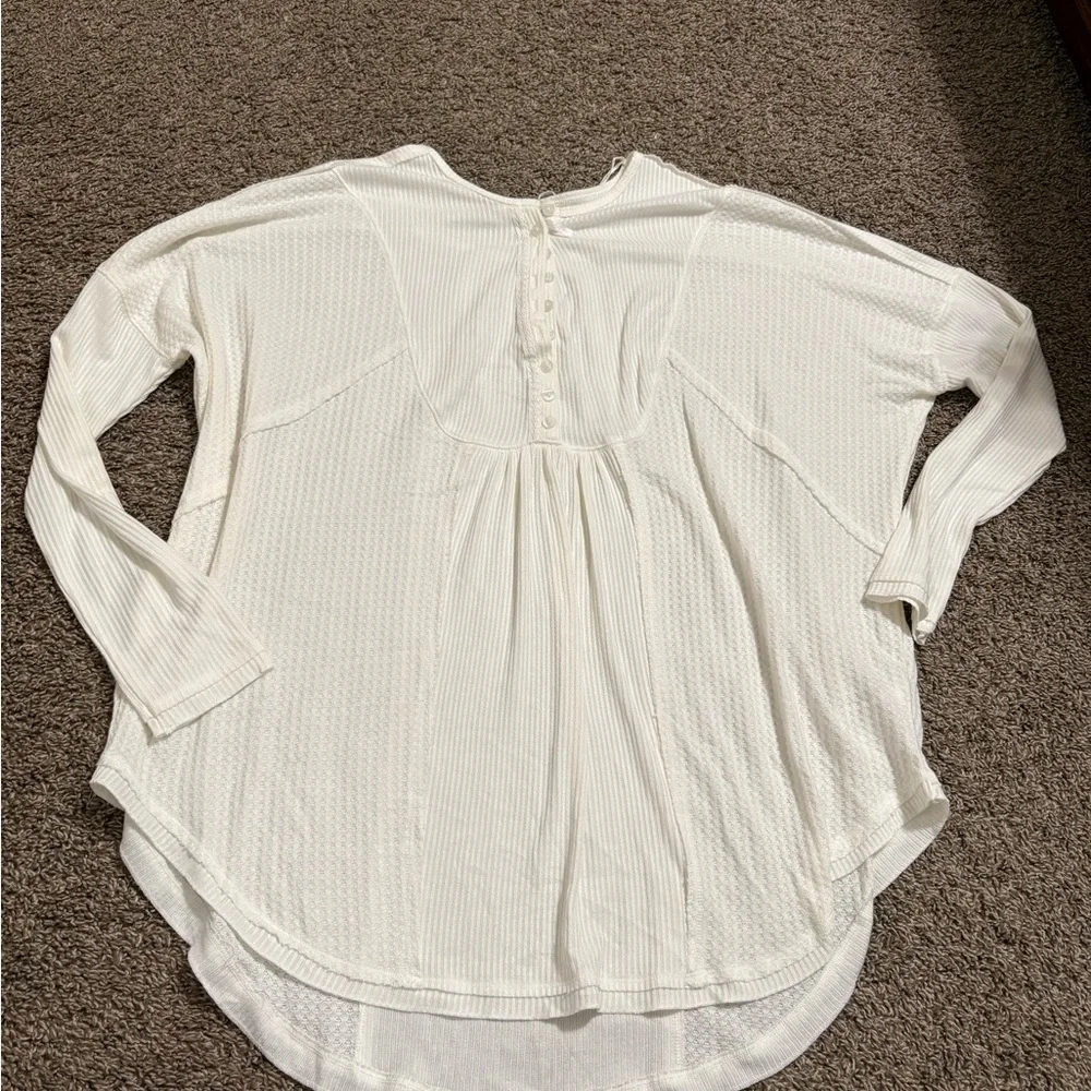 Free People Leo Henley Top - Picture 2 of 8
